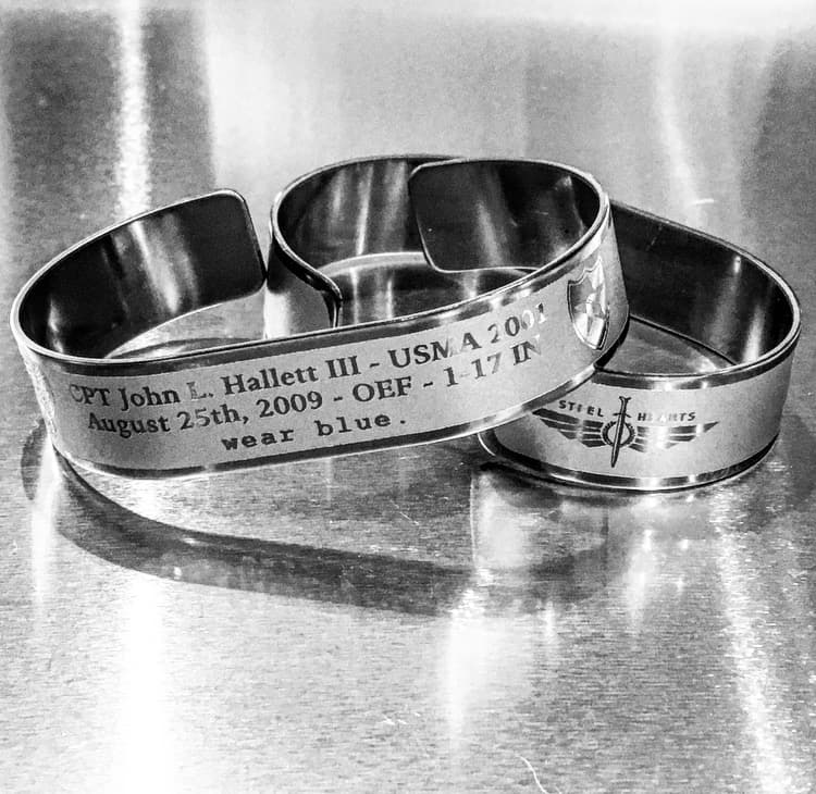 Memorial bracelet honoring CPT John L. Hallett III (USMA '01)