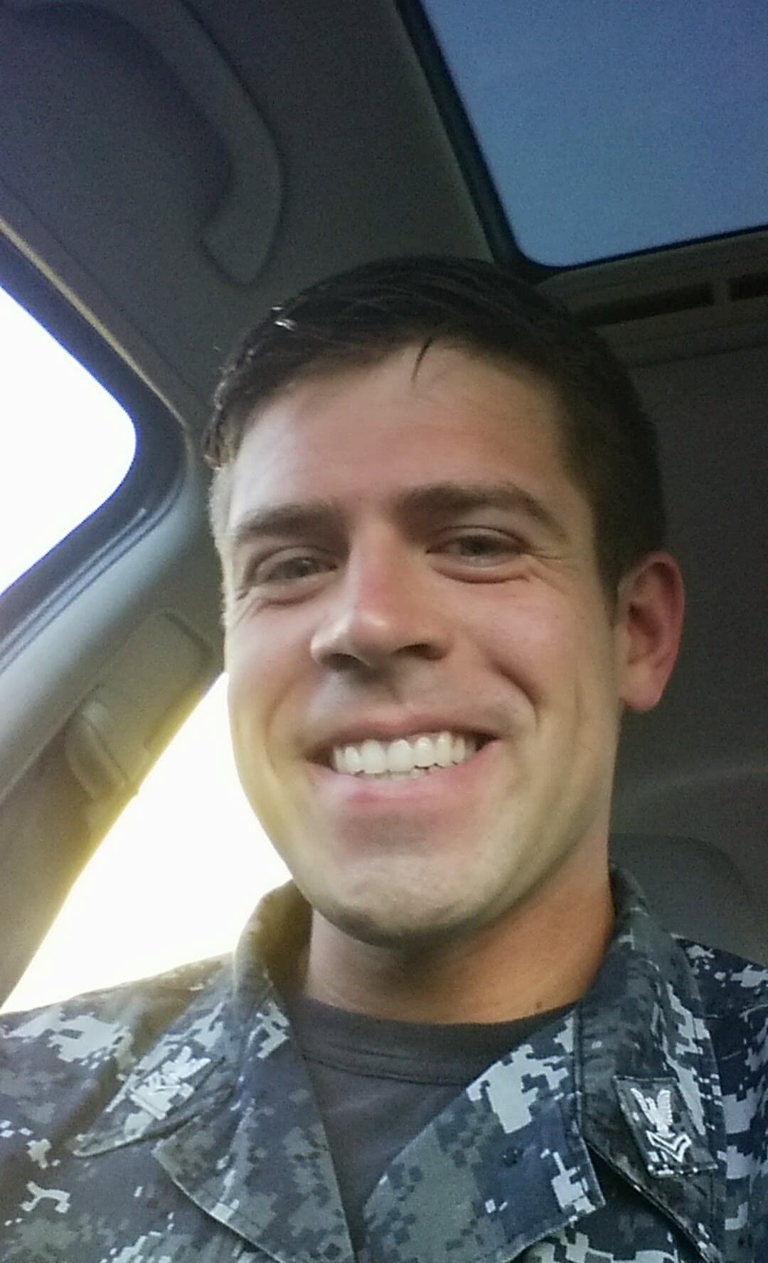 Memorial image honoring PO2 Andrew S. Magee-Skinner