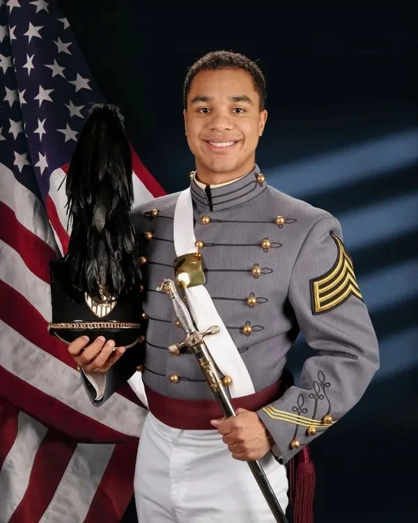 Memorial image honoring 1LT Marciano Parisano