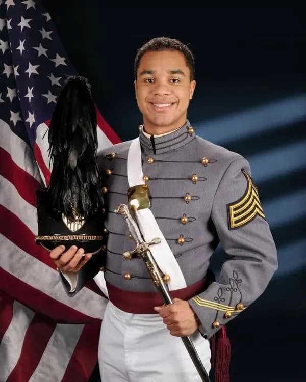 Memorial image honoring 1LT Marciano Parisano