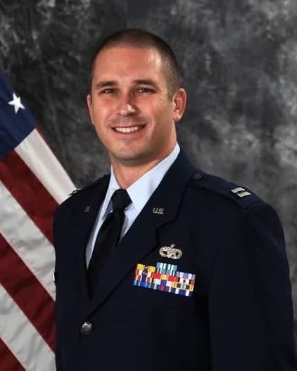 Memorial portrait of CPT Christopher Scott Hulbert