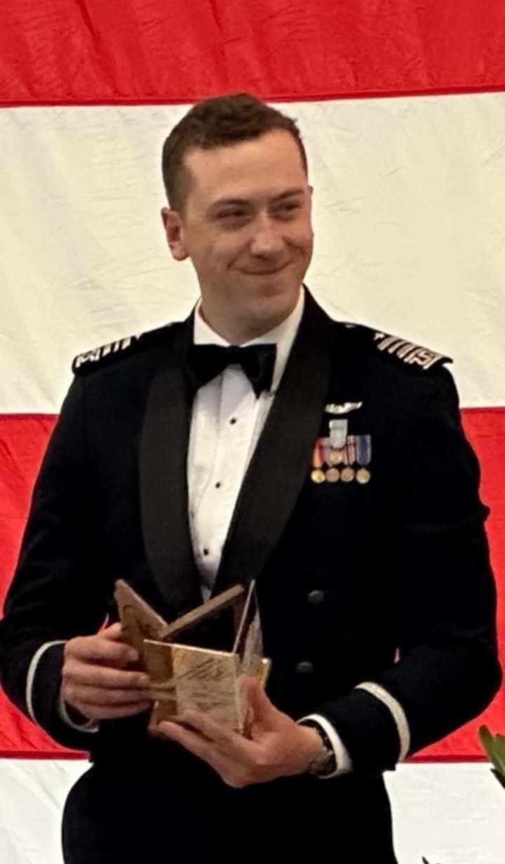 Memorial portrait of C1C Riley Hoven