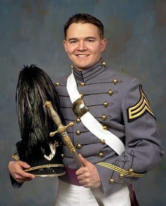 Memorial image honoring 1LT Garrison C. Avery (USMA '04)