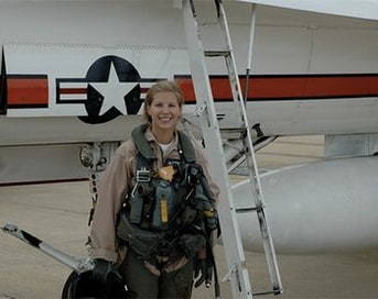 Memorial image honoring LT Valerie C. Delaney (USNA '09)